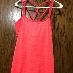 Athleta tank with built in bra